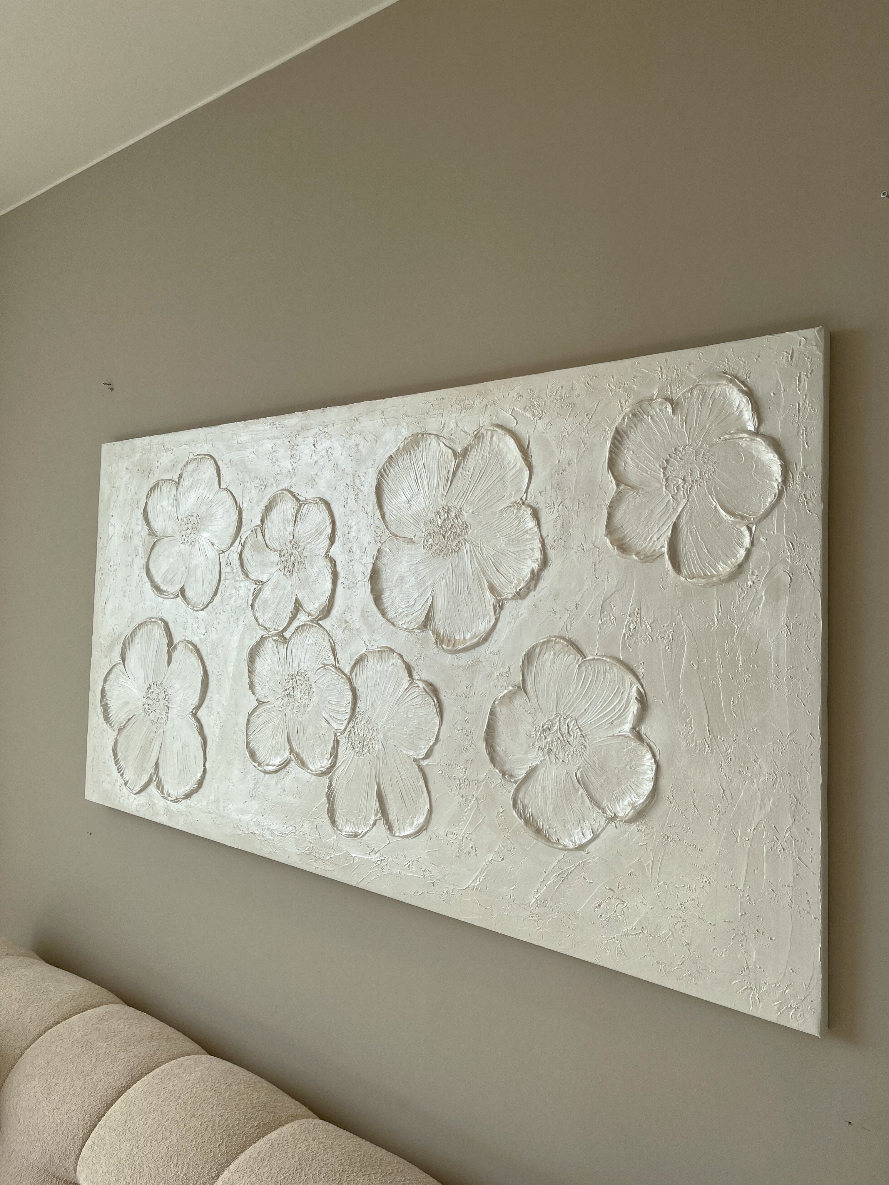 SHIMMERY FLOWERS